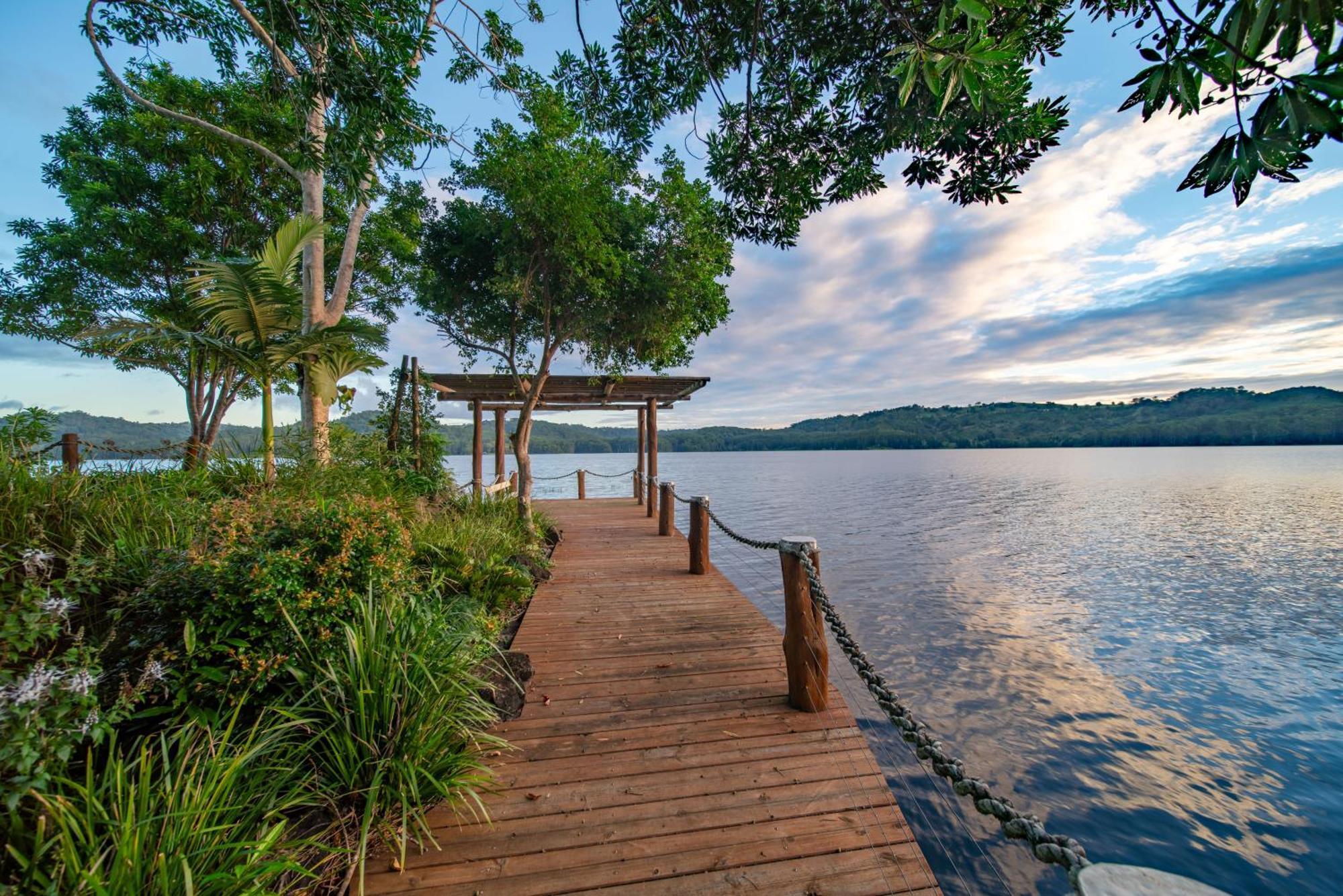 Secrets On The Lake Montville Extérieur photo