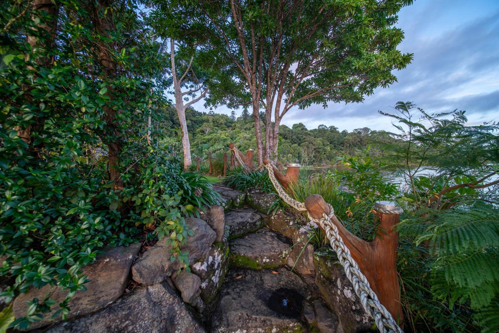Secrets On The Lake Montville Extérieur photo