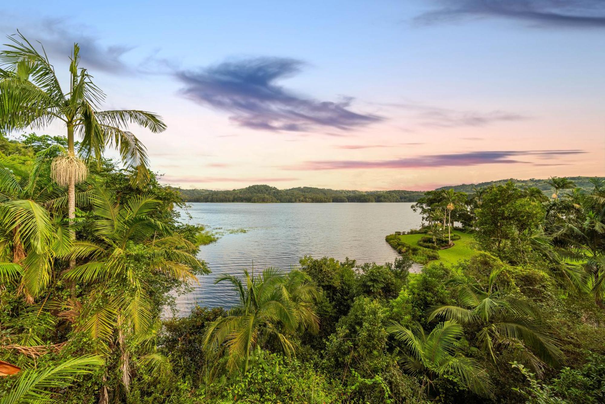 Secrets On The Lake Montville Extérieur photo