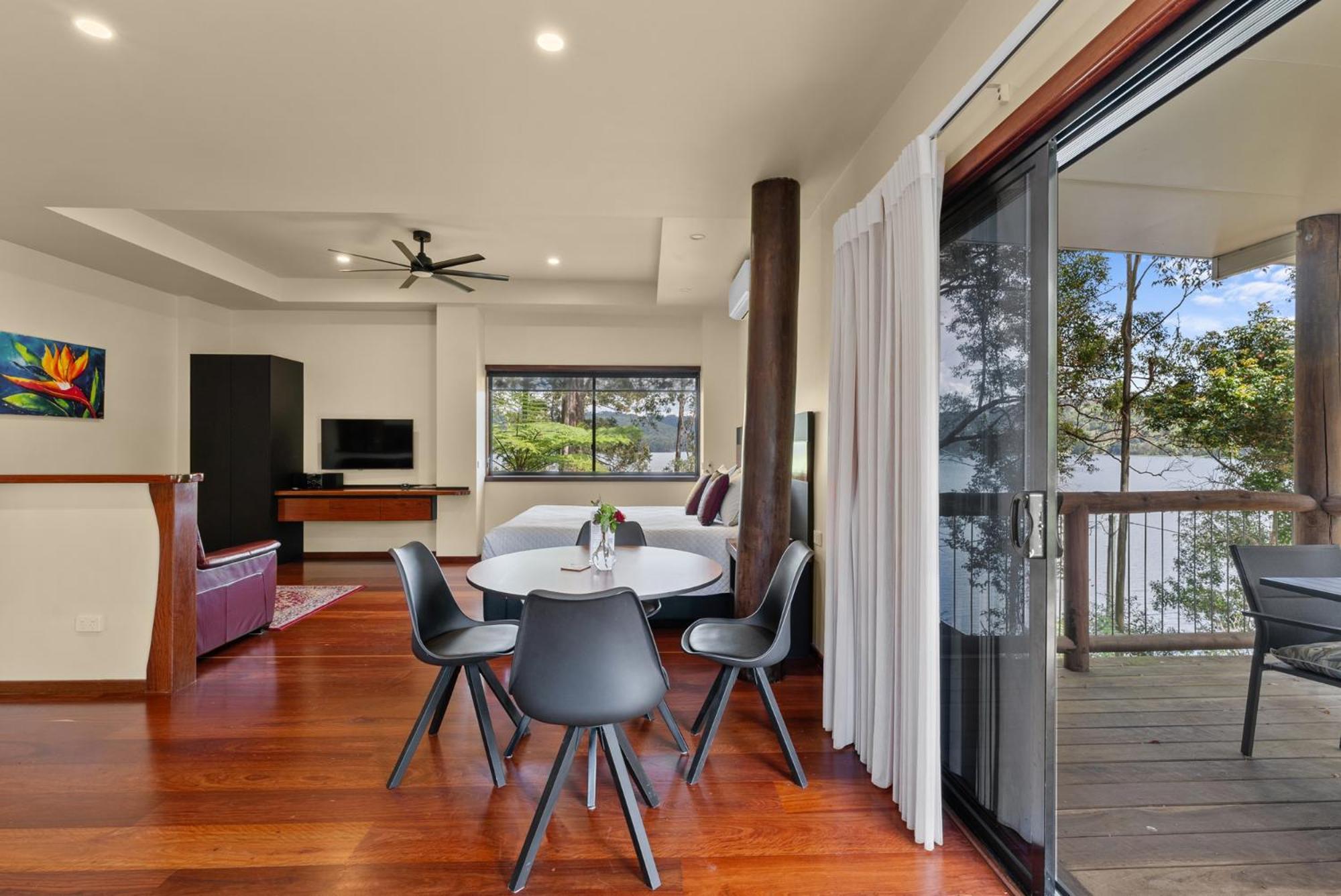 Secrets On The Lake Montville Extérieur photo